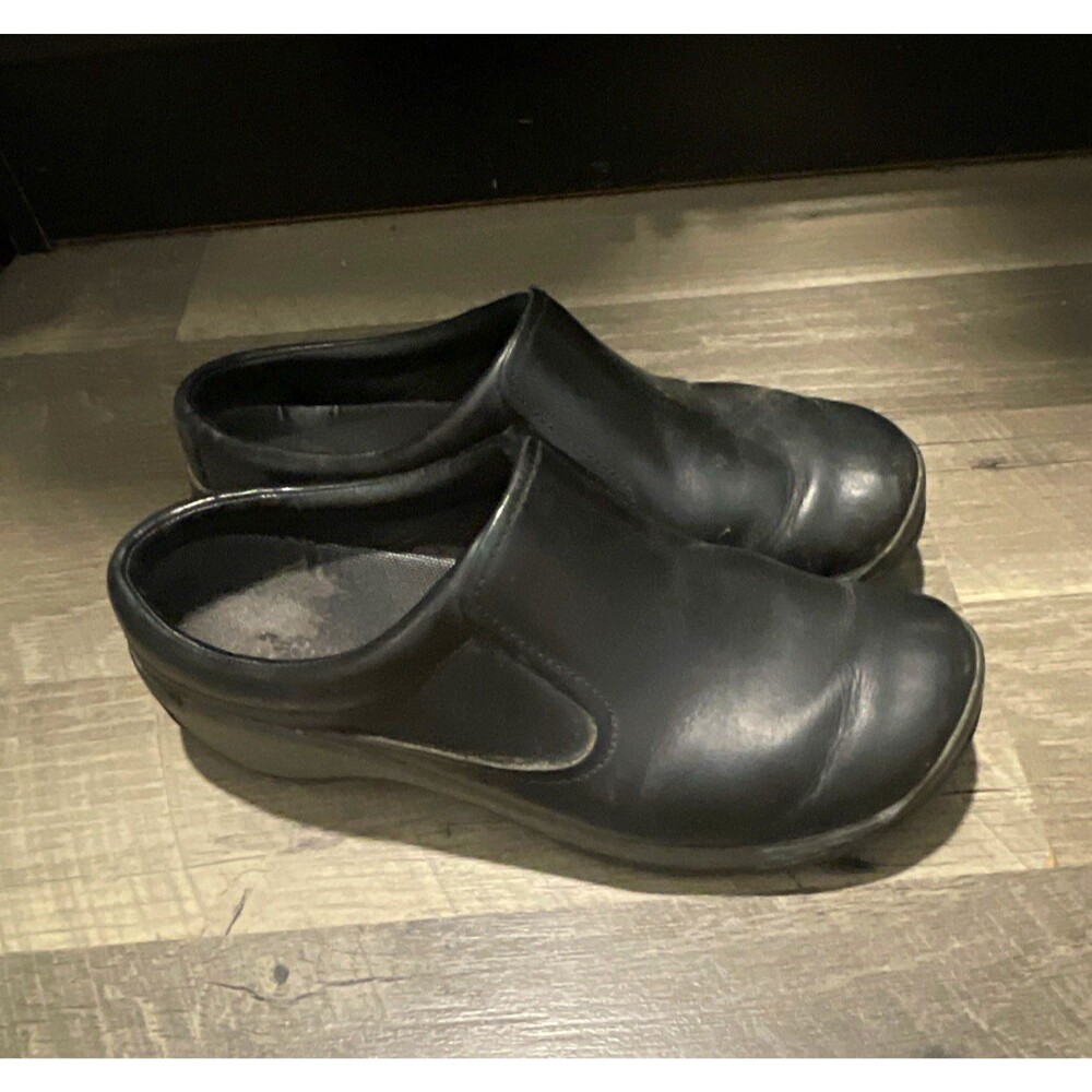 Merrell J45810 Women's Encore Q2 Slide Black Leather Slip-On Comfort Clogs